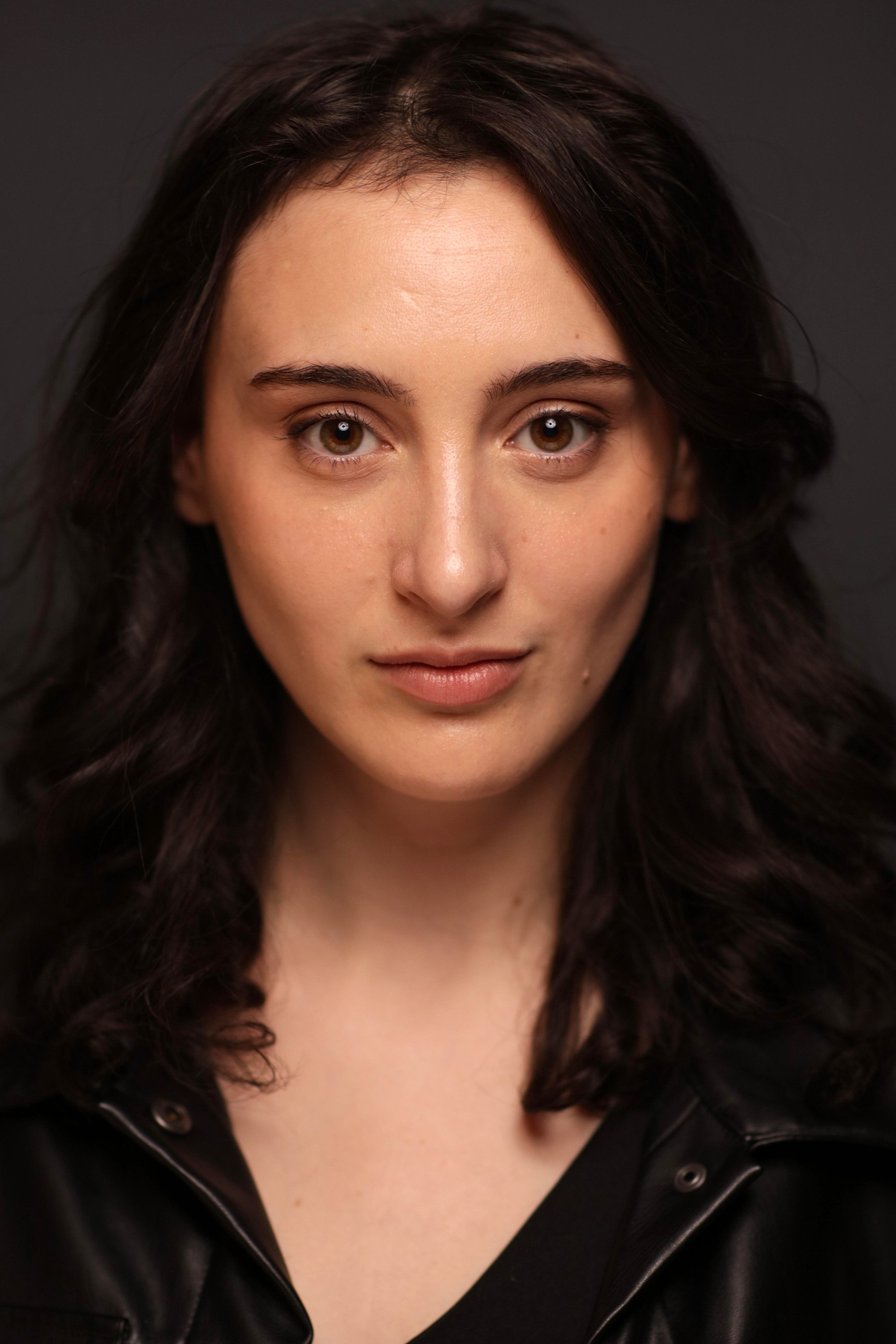 Coral Mizrachi backdrop