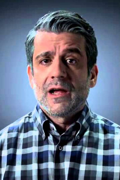 Manos Triantafillakis backdrop