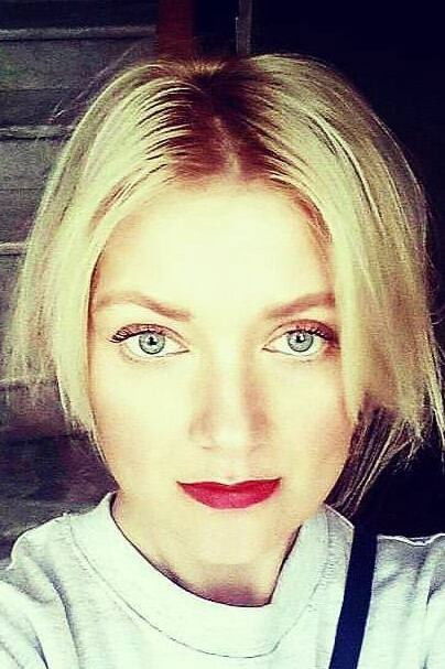 Kateryna Vyshnevska backdrop