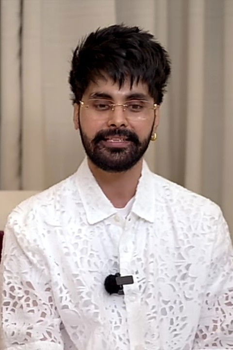 Jayy Randhawa backdrop