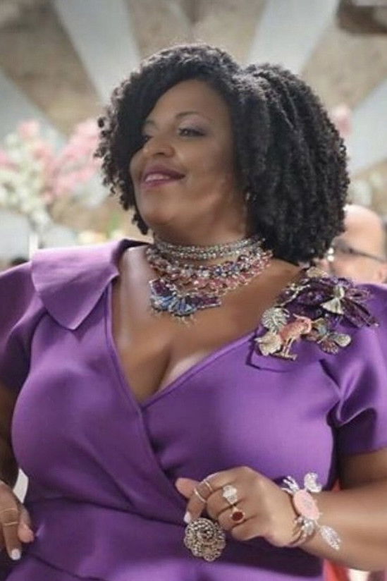 Chamir Bonano backdrop