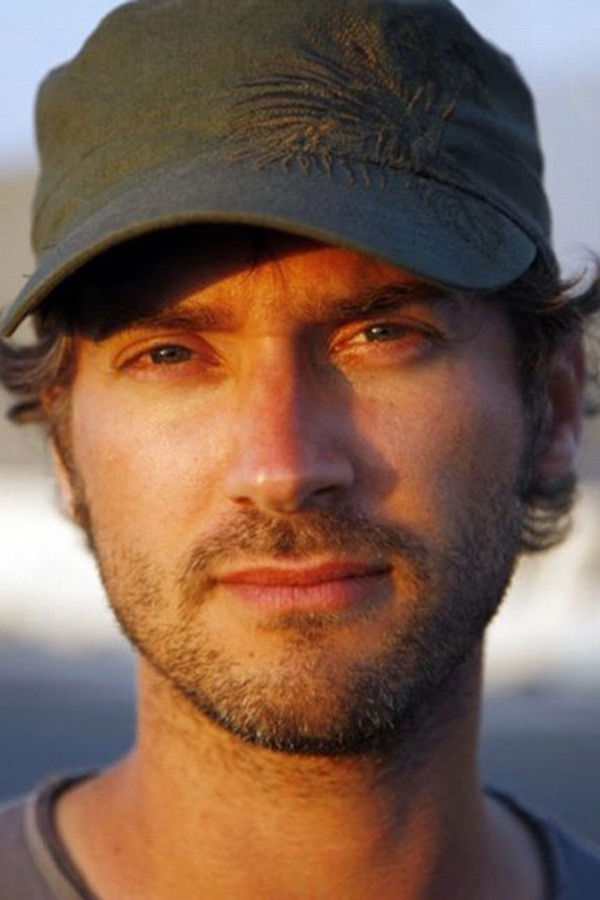 Chris Hirschhäuser backdrop