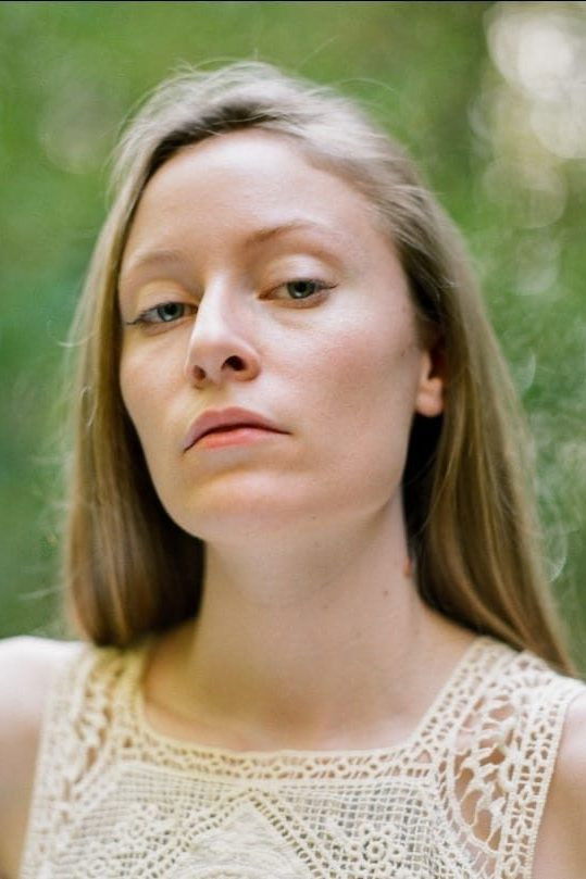 Lucia Knecht backdrop