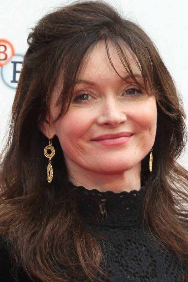 Essie Davis backdrop