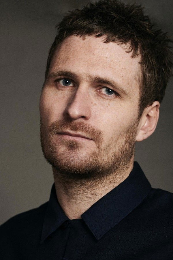 Henry Perryment backdrop