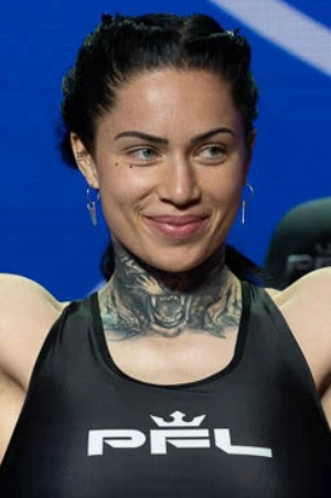 Julija Pajić backdrop