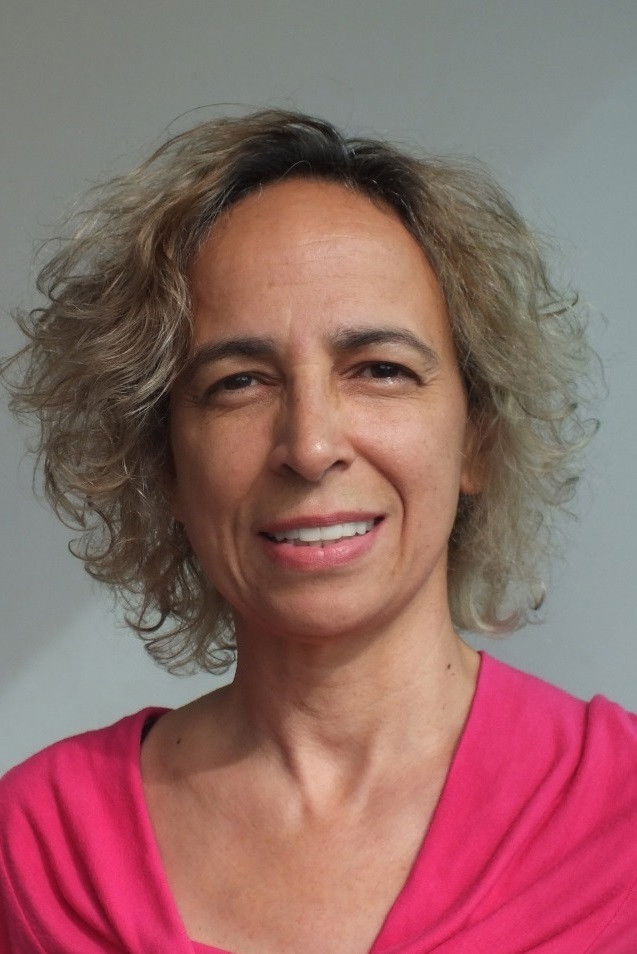 Rochane Torres backdrop