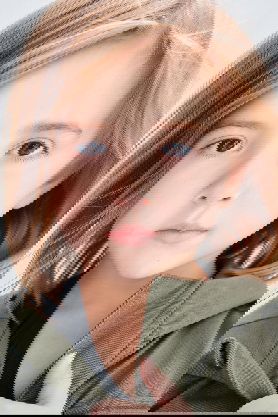 Luciana VanDette backdrop