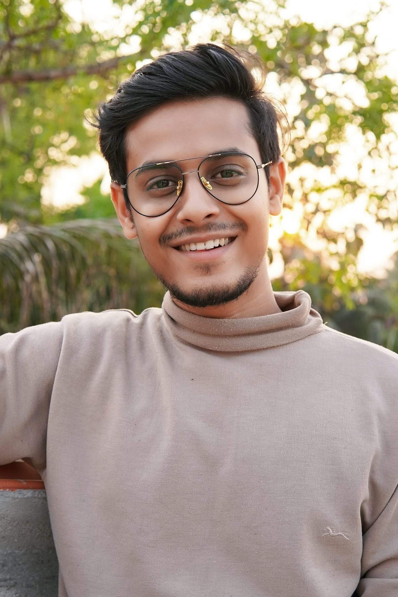 Kiran Dutta backdrop