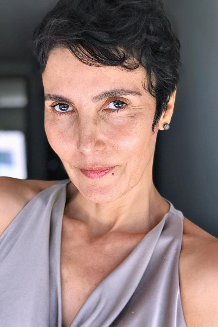 Cláudia Wer backdrop