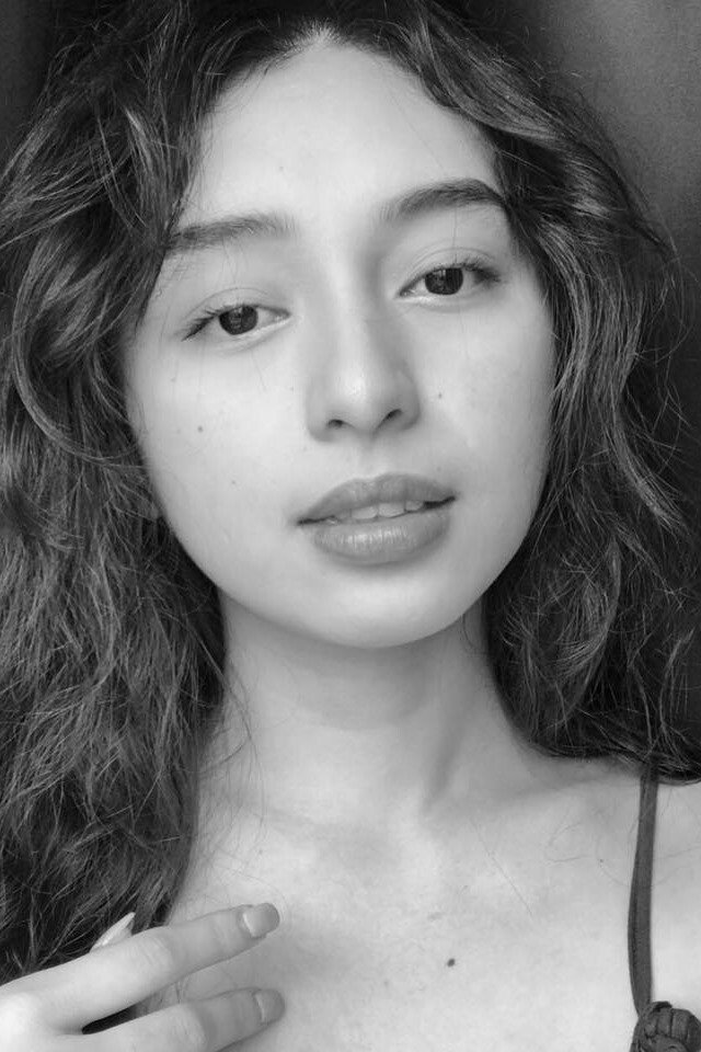 Andrea Babierra backdrop