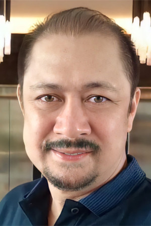 Omar Flores backdrop