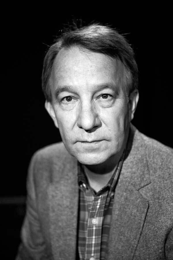 Leonid Emelyanov backdrop