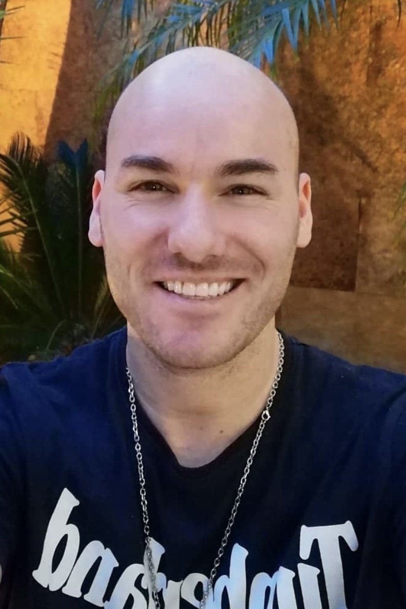 Edmundo Vieira backdrop