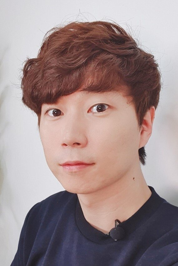 Jung Joo Won backdrop