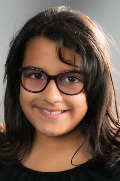 Samara Sutariya backdrop