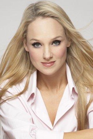 Nicky Ladanowski backdrop