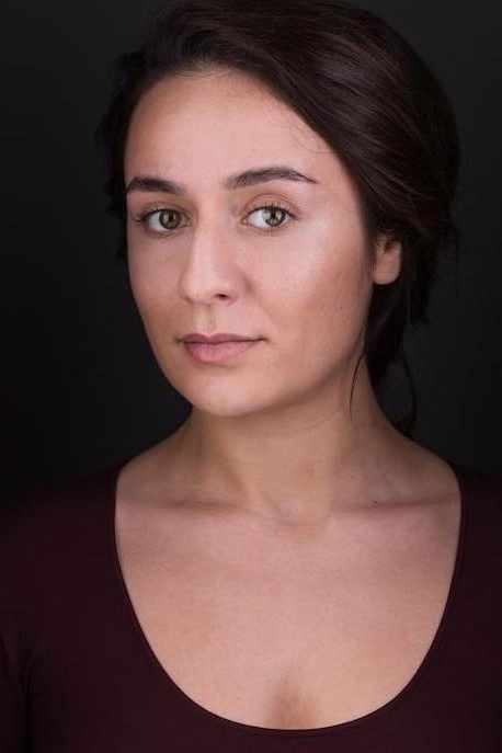 Mariam Mano backdrop