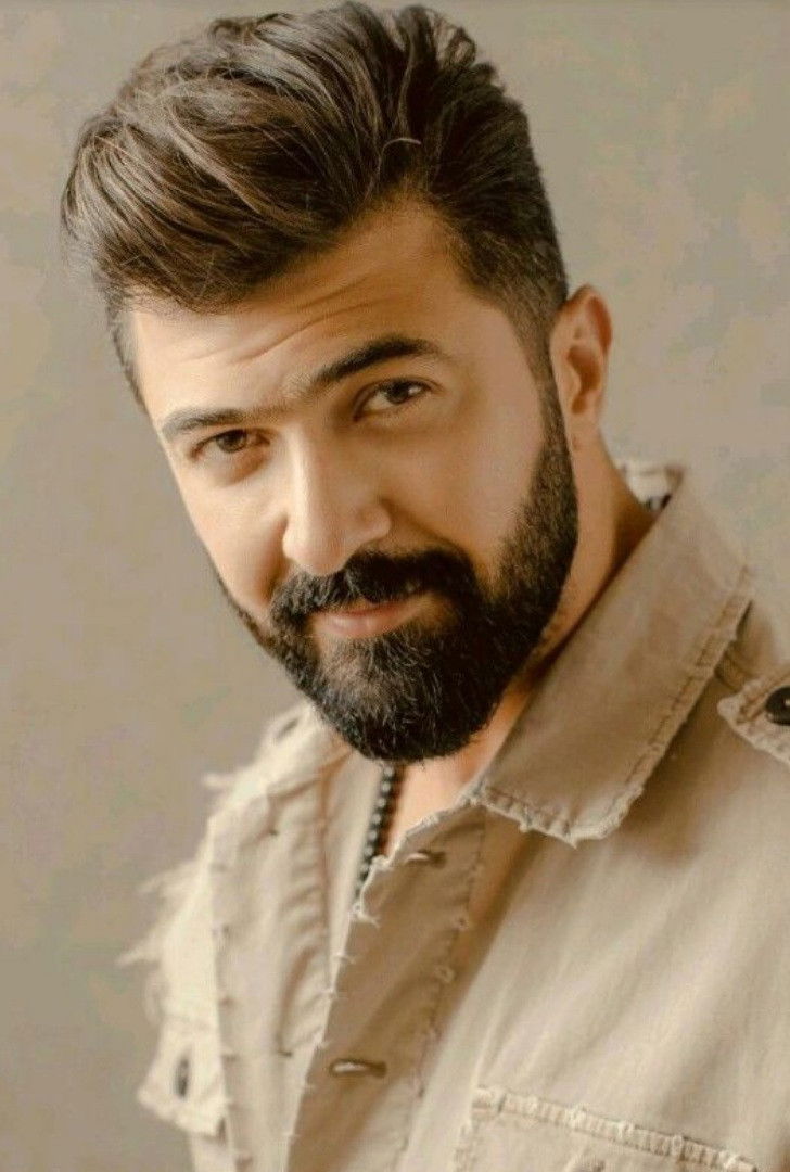 Saif Nabeel backdrop