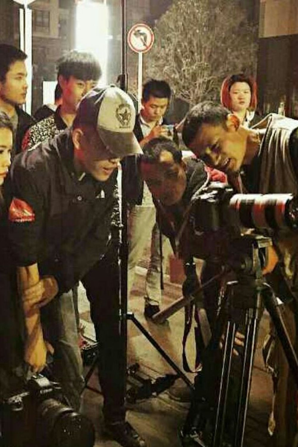 Xiu Xiaonan backdrop