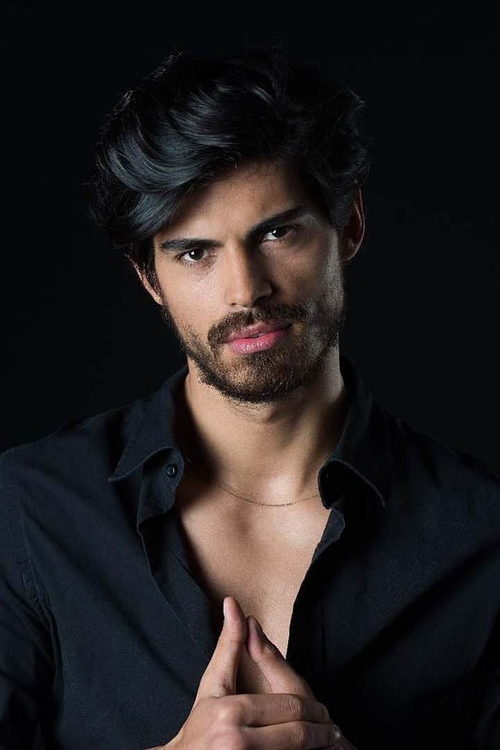 Cenay Türksever backdrop