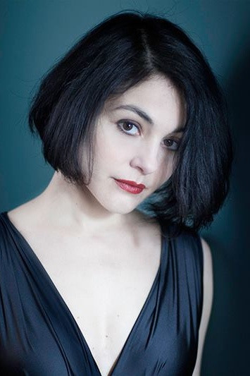 Ana Quintans backdrop