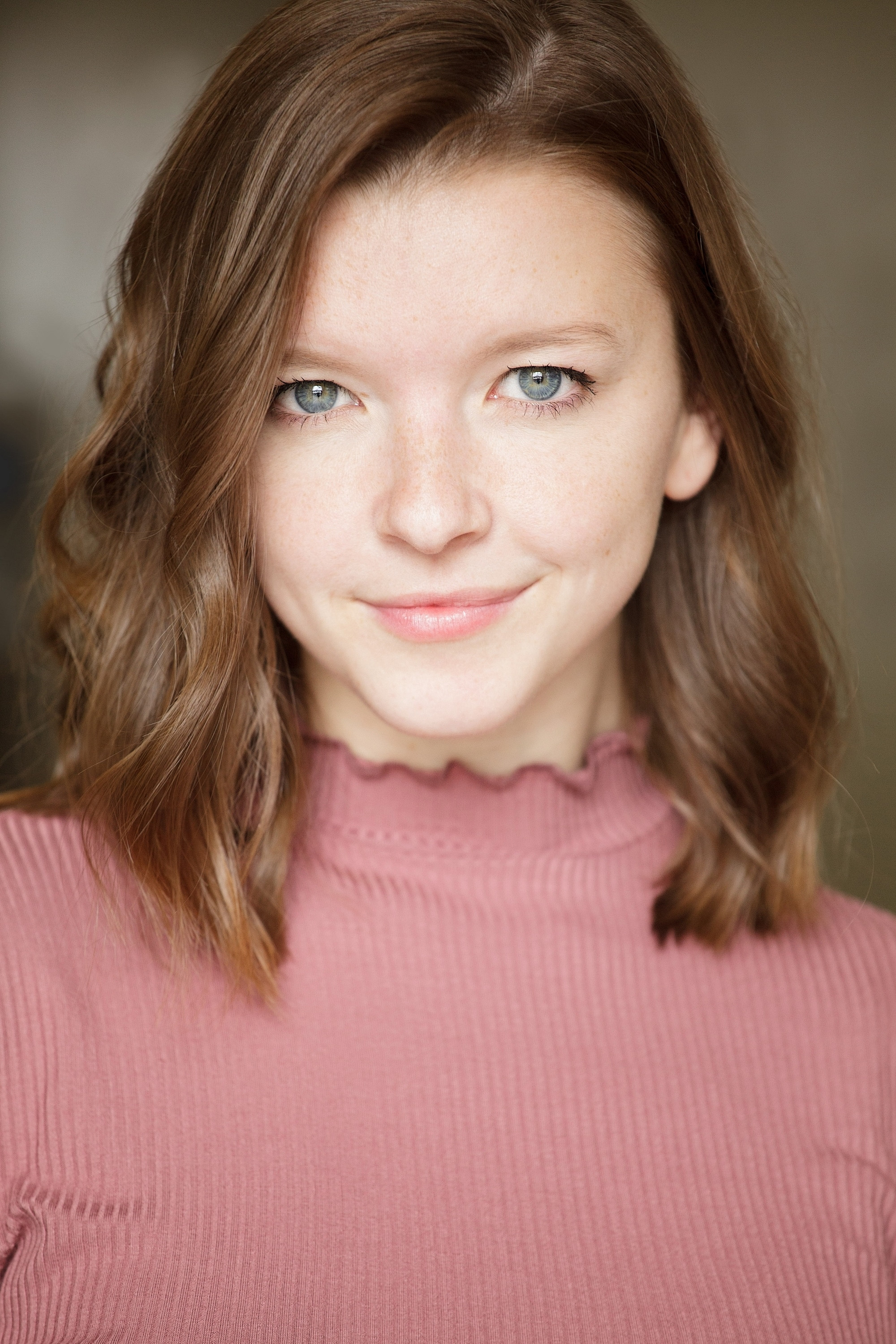 Carly Stewart backdrop