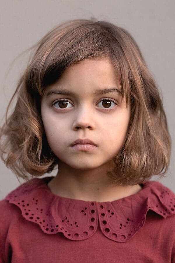 Yuna Bennett backdrop