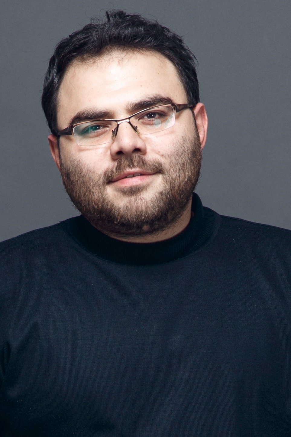 Orxan Merdan backdrop