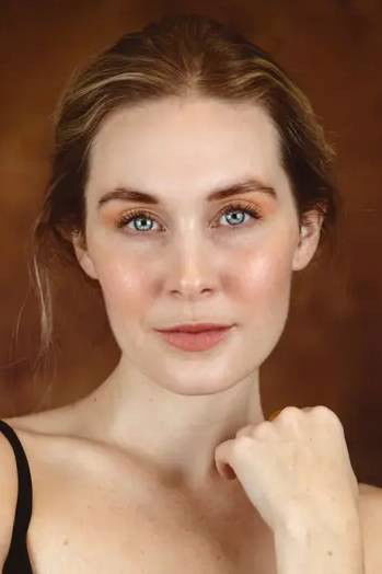 Shelby Handley backdrop