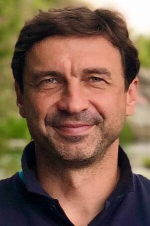 Vladyslav Vashchuk backdrop