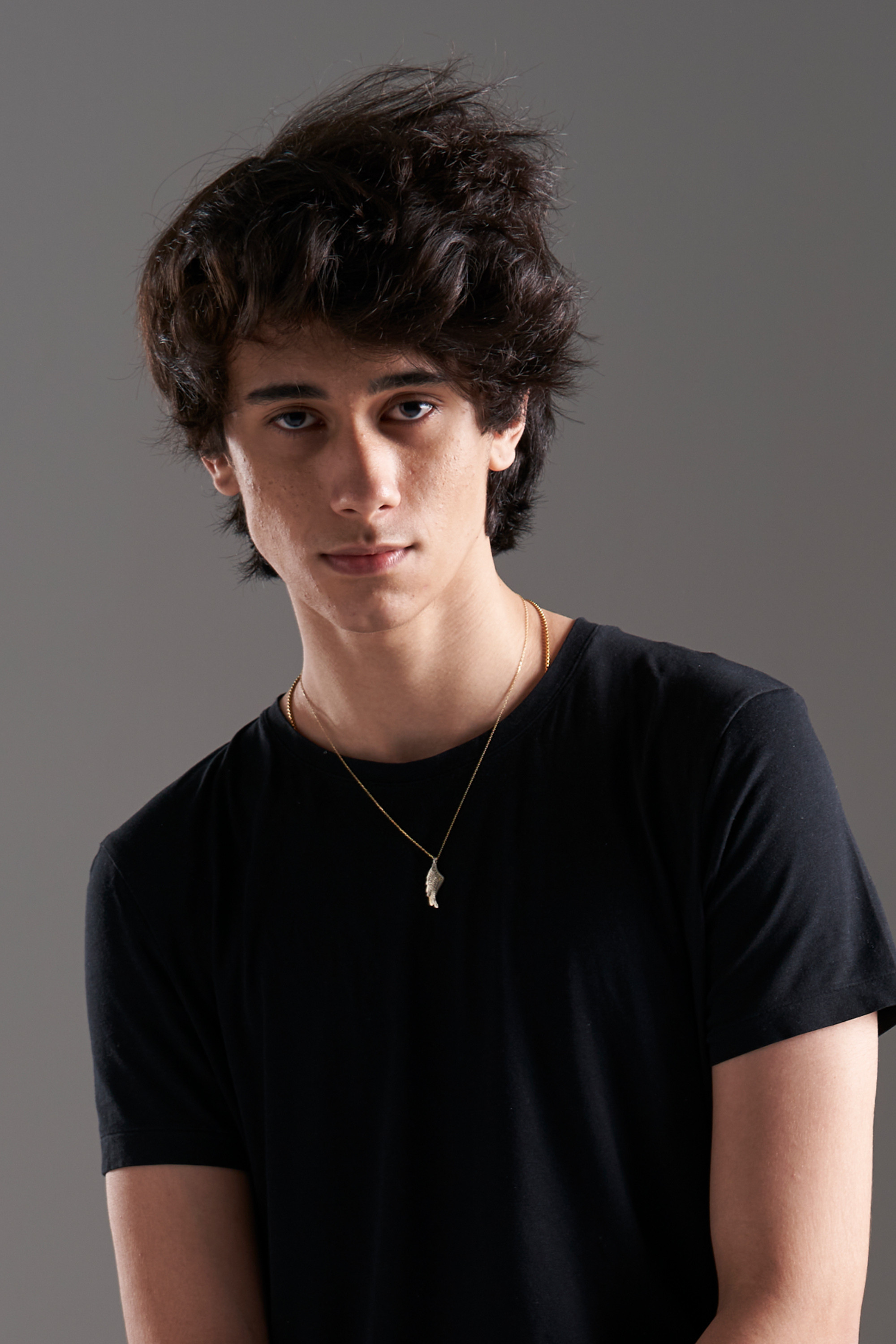 Yiğit Sarı backdrop