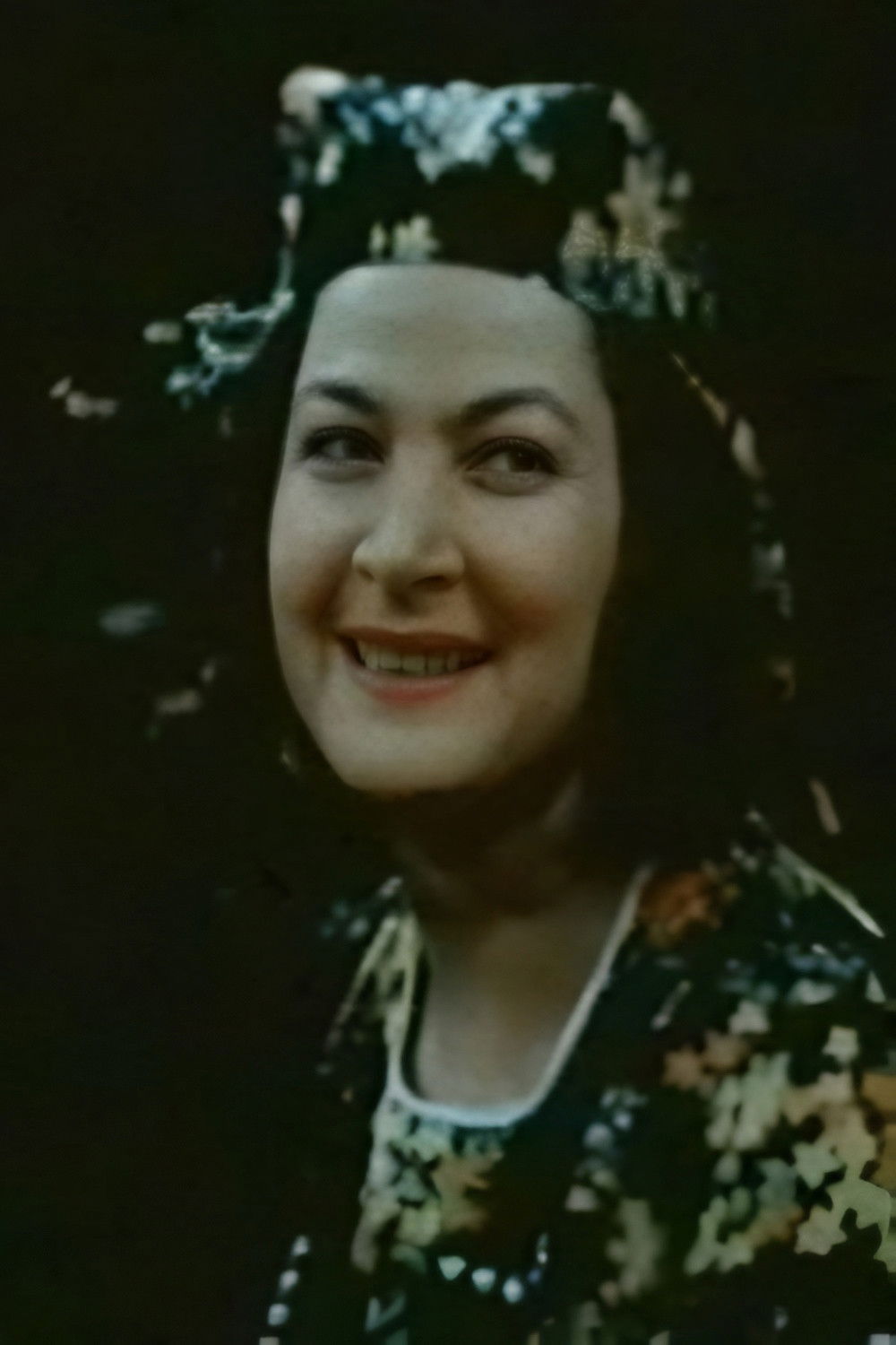 Elene Kipshidze backdrop