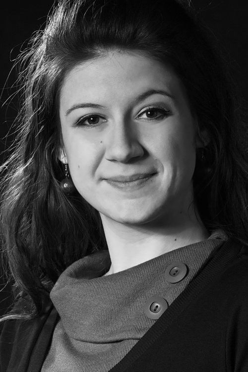 Bernadett Szemerédi backdrop