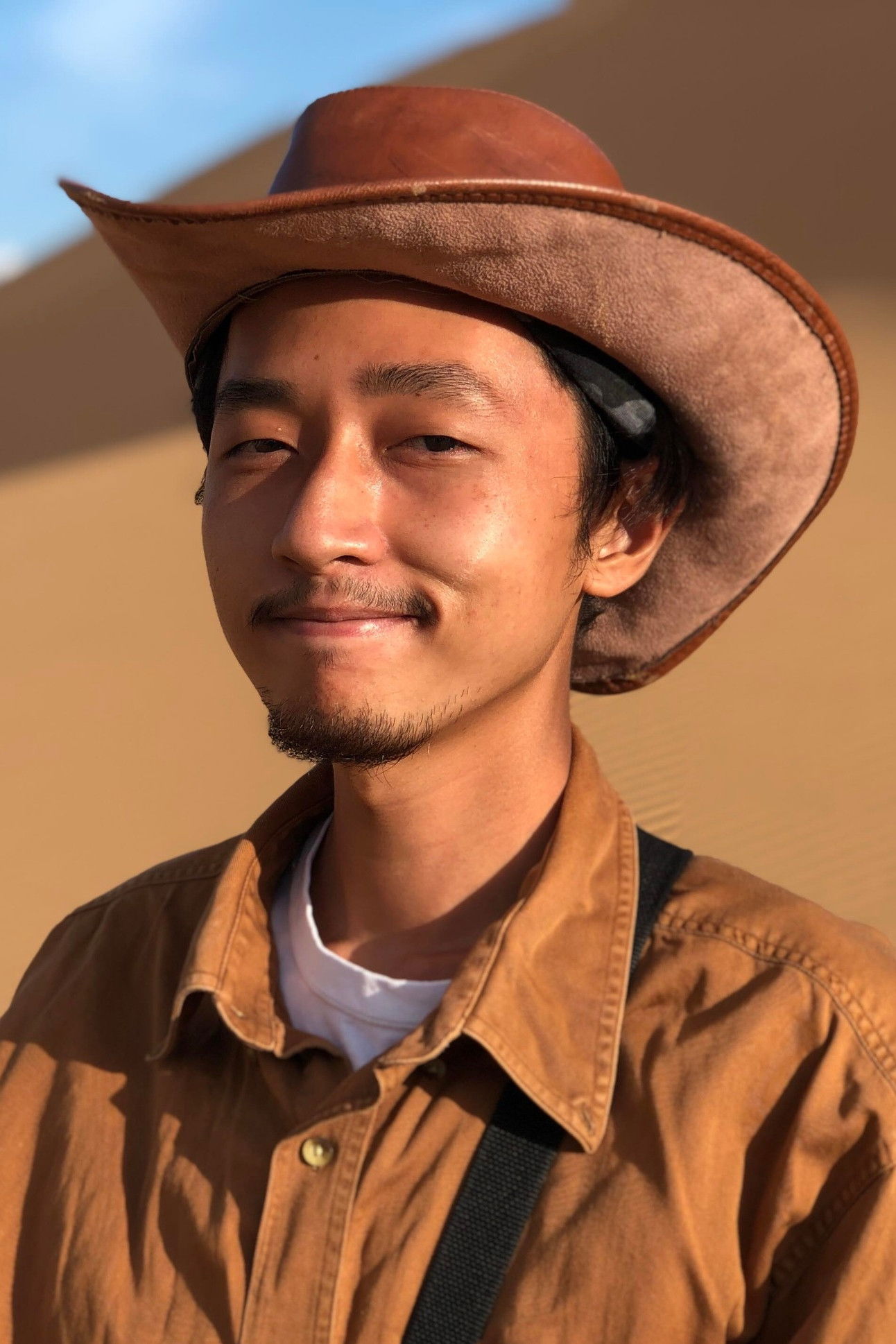 Nguyễn Lê Hoàng Phúc backdrop