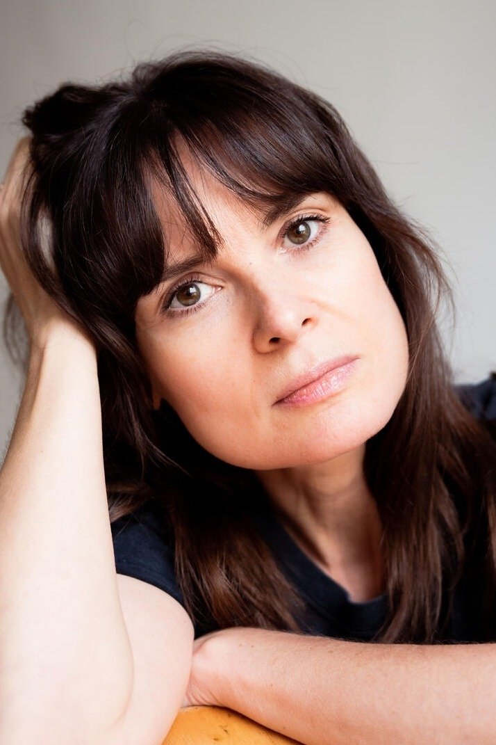 Alexandra Holzhammer backdrop