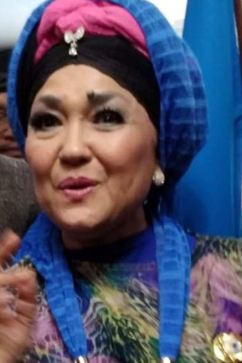 Alicia Johar backdrop