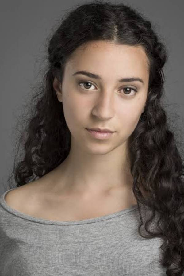 Anaïs Rizzo backdrop