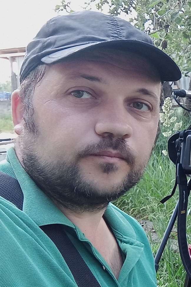 Roman Synchuk backdrop