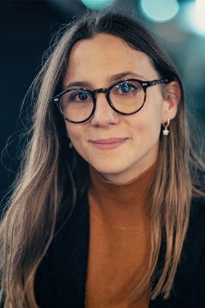 Aurora Leone backdrop