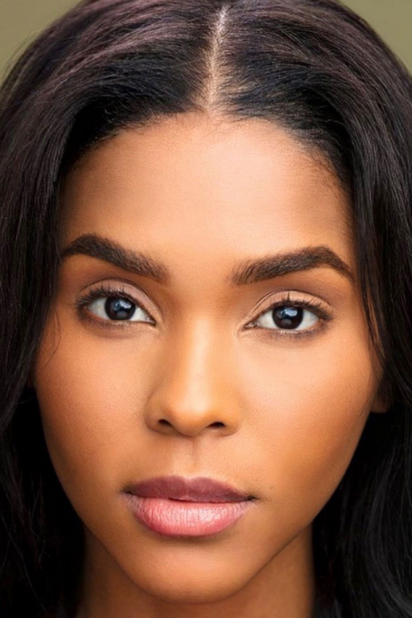 Francheska Pujols backdrop