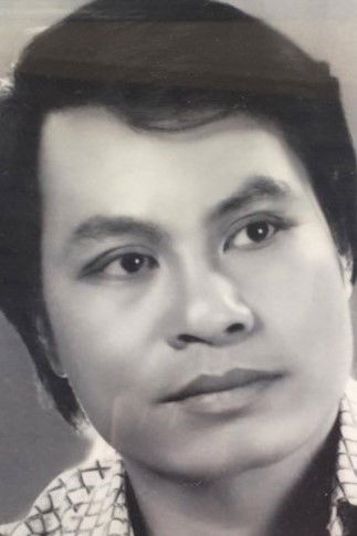 Bùi Cường backdrop