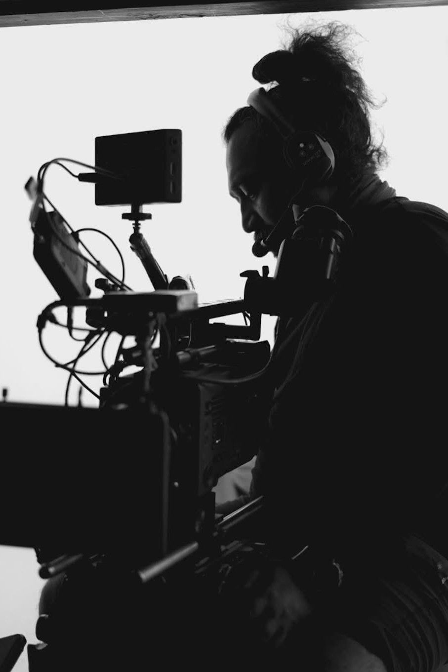 Xoaher Musavvir backdrop