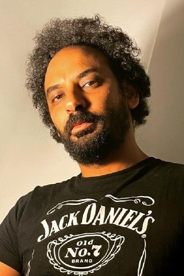 Ahmed Mohareb backdrop