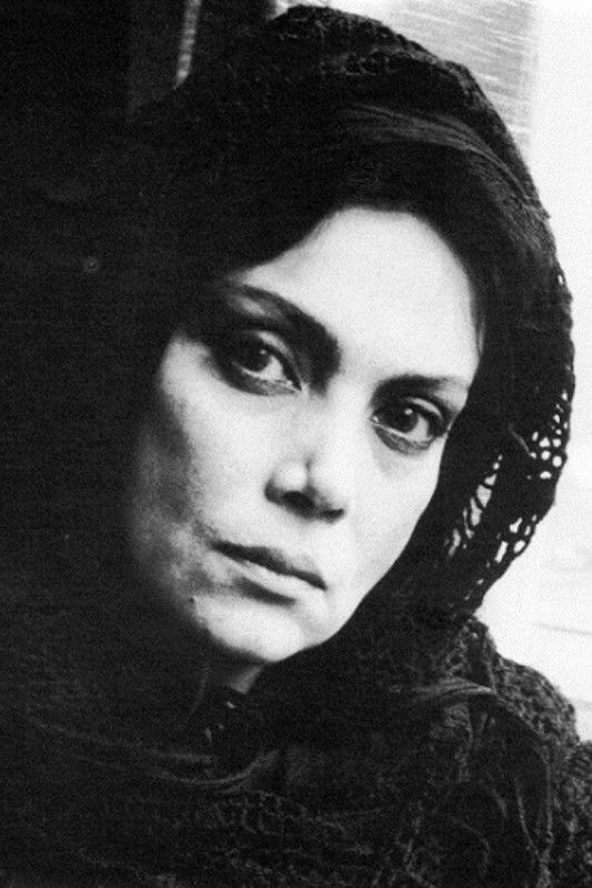 Ghazaleh Alizadeh backdrop