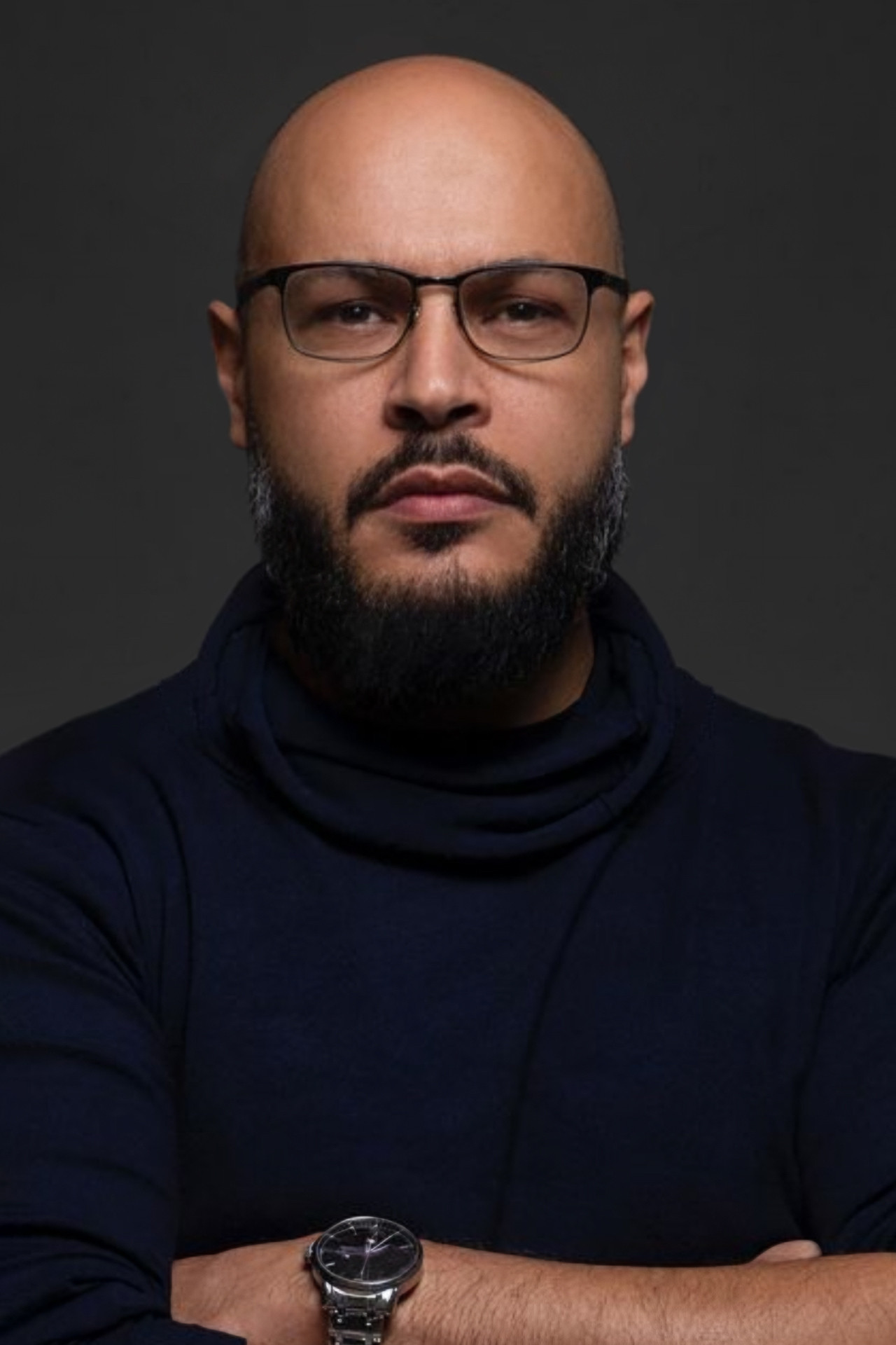 Hadj Ali Menad backdrop