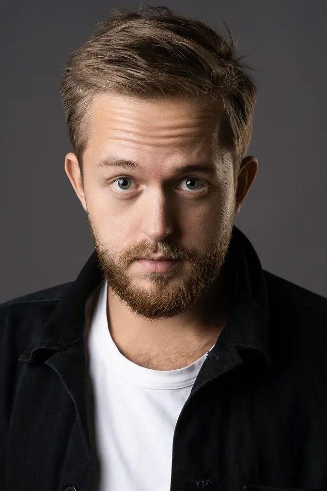 Yevgeni Chumak backdrop