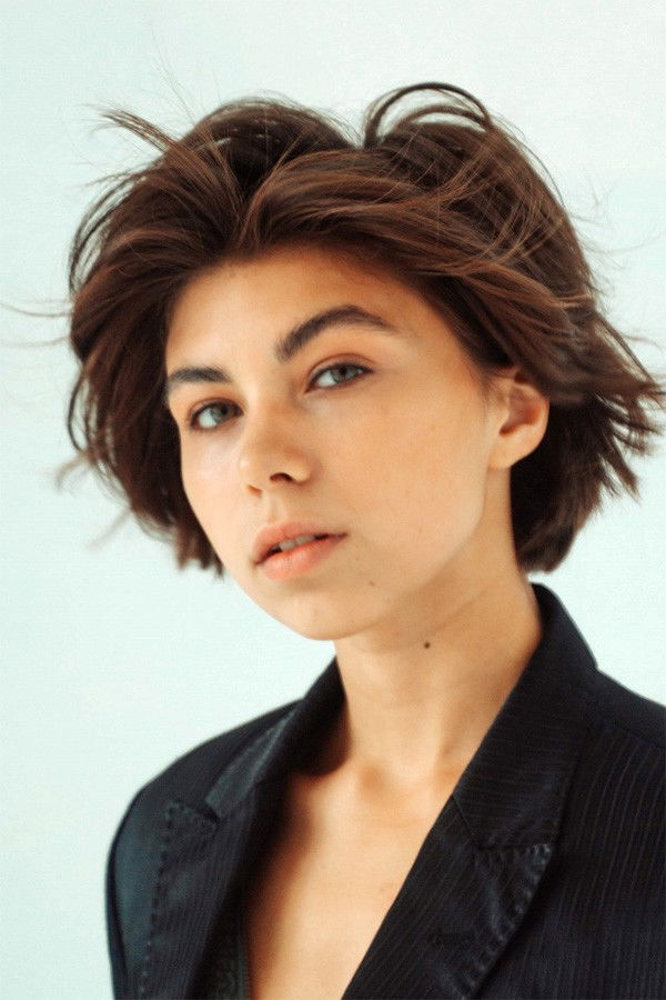 Polina Povtar backdrop