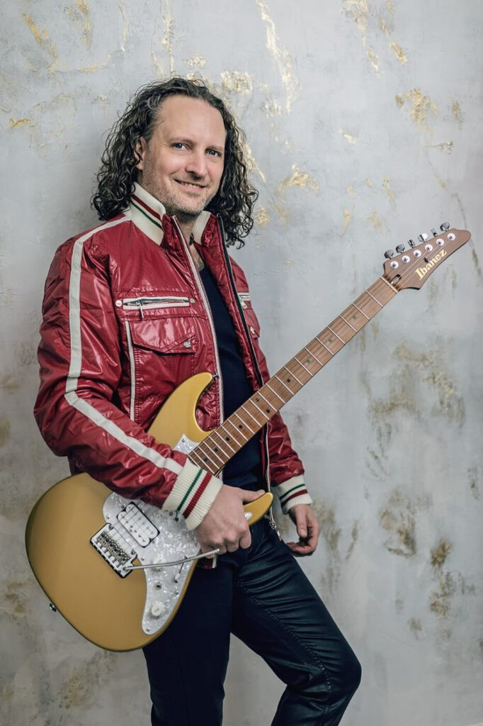 Kékkői Zalán backdrop