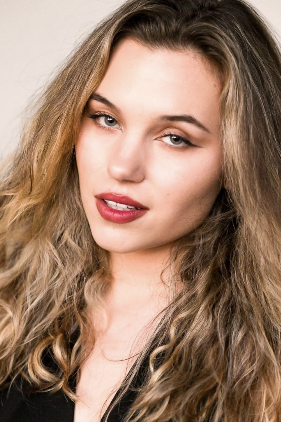 Victoria Grace backdrop